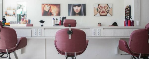 Meuble coiffeuse