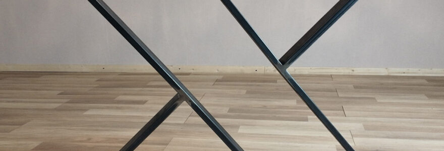 Pieds de table haute